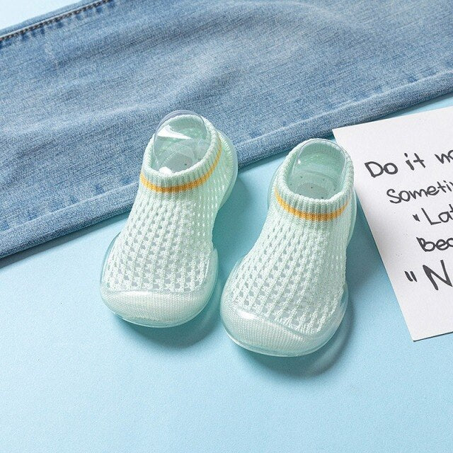 NON-SLIP BABY SLIPPERS